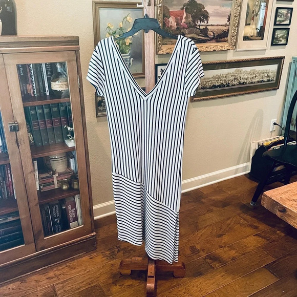 Zara asymmetrical deep v-neck stretch midi dress SZ M black white stripe - Picture 5 of 8